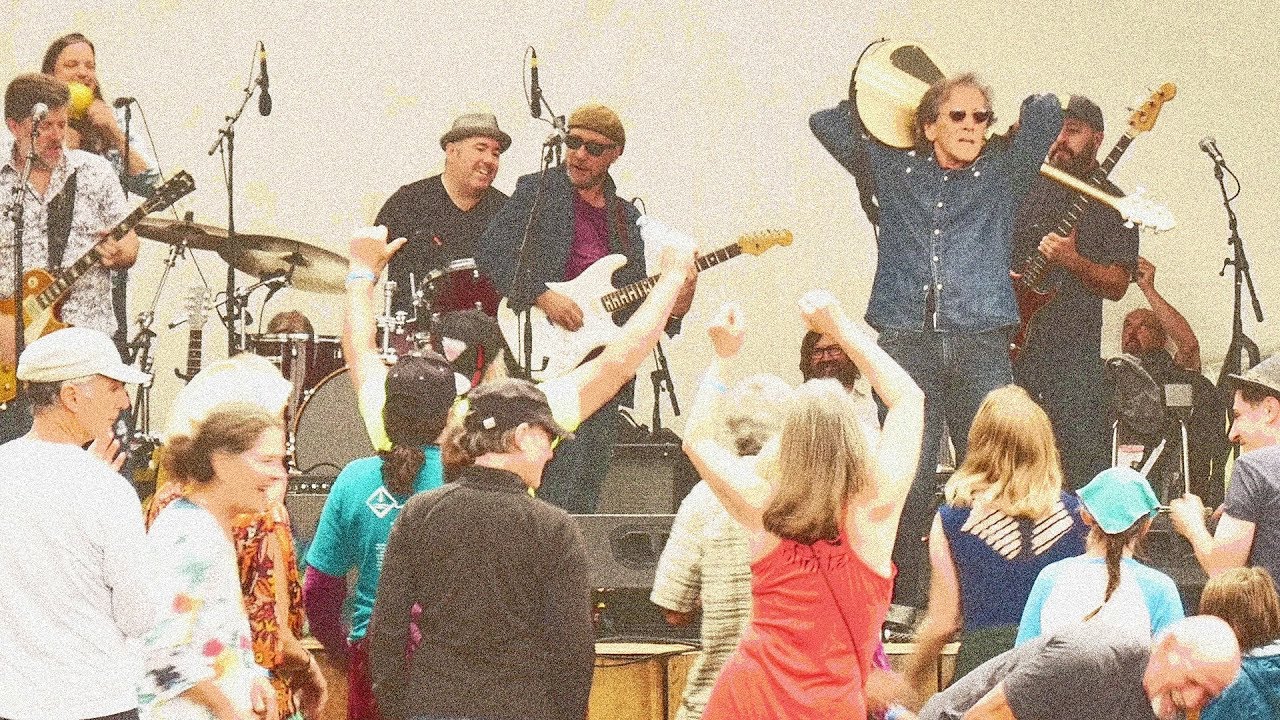 Rick Vito performs Around and Around - Salmon Arm Roots & Blues 2018