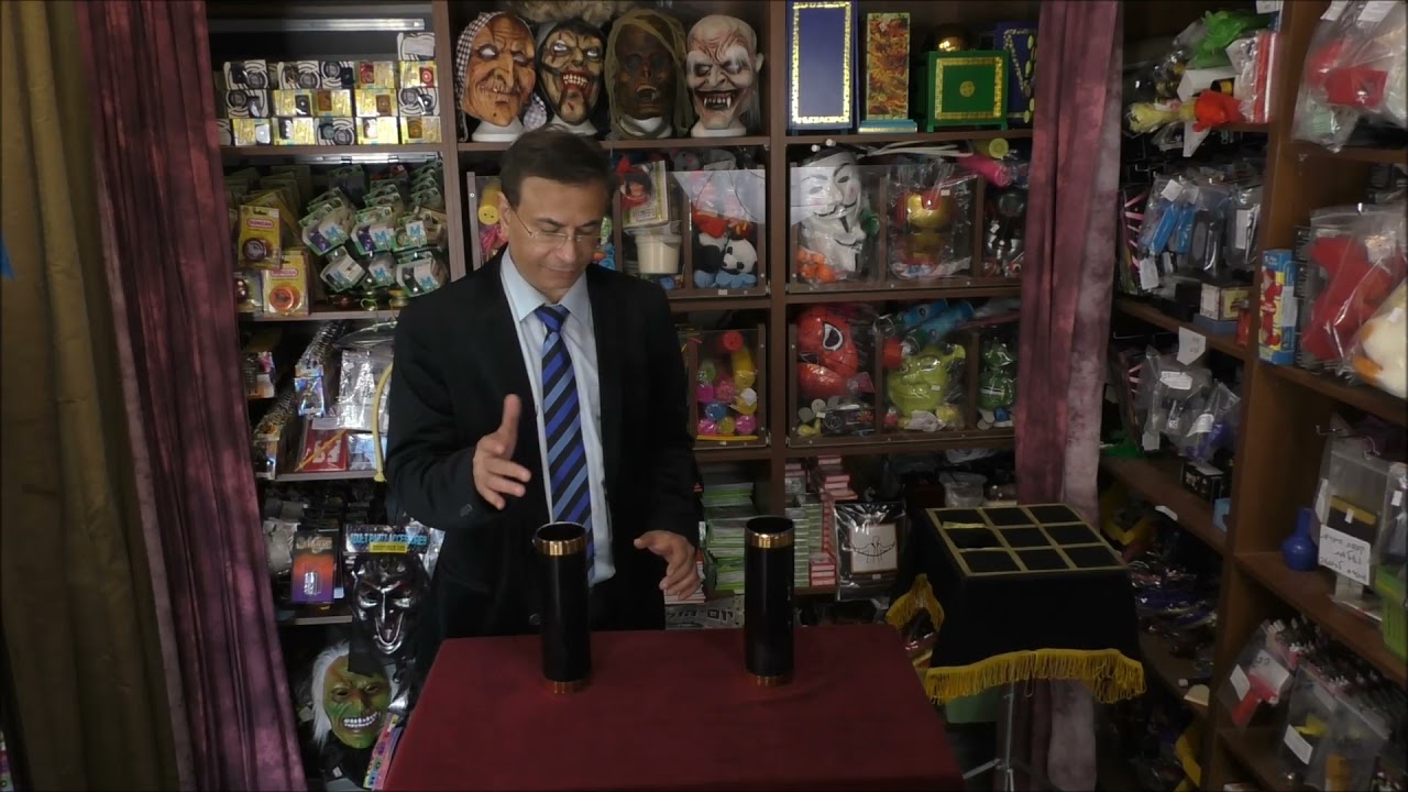 קסמים מקצועיים  STAGE MAGIC -  קסם קולה וגביע מתחלפים