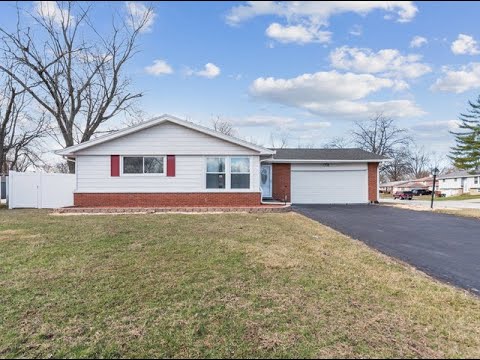 17111 Elm Drive, Hazel Crest, IL home video tour