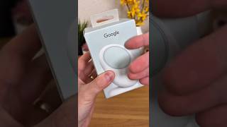 Google PixelSnap Charger 😱 MagSafe for Android? #shorts #techshorts #smartphone