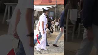 LETIZIA NO DEJA que LEONOR CAMINE por DELANTE de ella