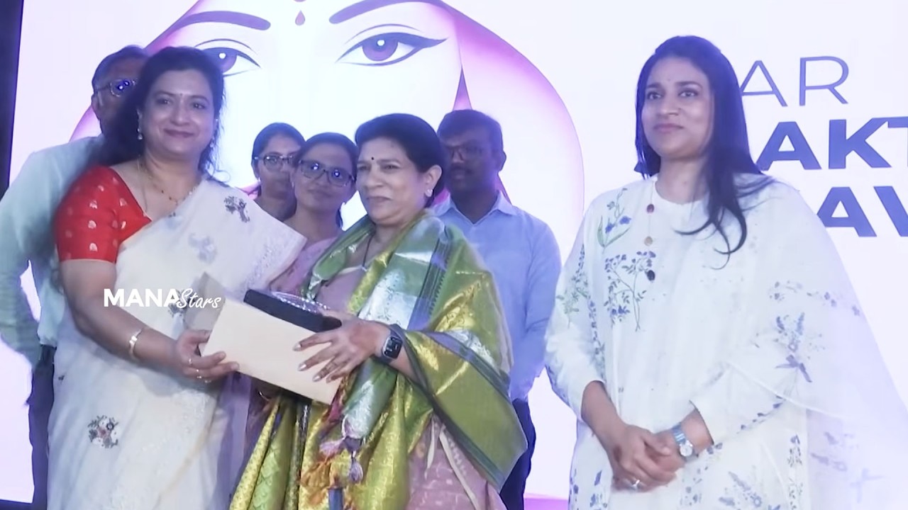 Megastar Chiranjeevi Wife Surekha & Susmitha Participated In Star Shakti Utsav Cancer Survivors Meet