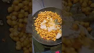 CHOLE PURI 😘#food #subscribe #recipe #cooking #like