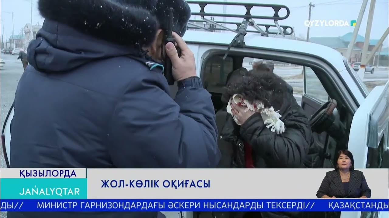 «Вампирдің крест» эротикалық ойыны Қанды порно оргия