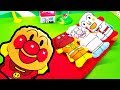 布おもちゃ くるりんパ！誰が出てくるかな？❤ アンパンマンおもちゃアニメ アンパンマンの小さなお顔