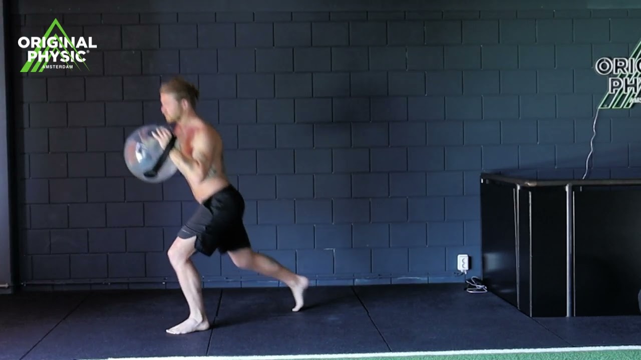 Alternating Reverse Lunge with Aqua Ball | Functional Fitness & Longevity Training