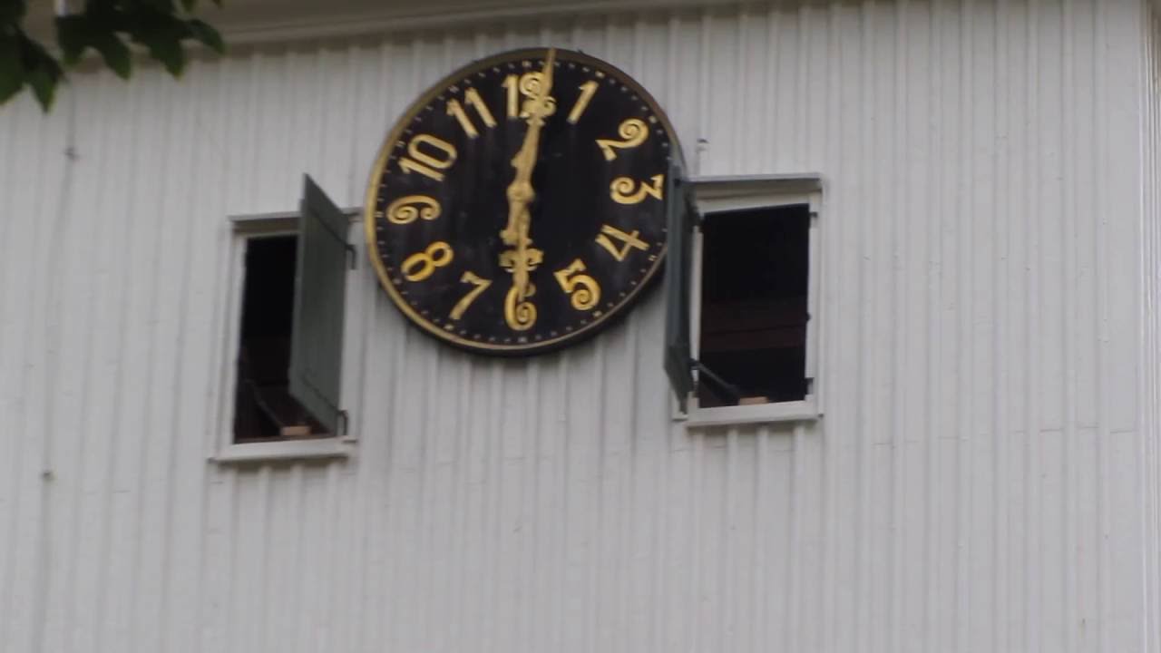 Helgmålsringning med Storklockan i Kungälvs kyrka (d1)