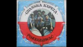 Video thumbnail of "Gdańska Kapela - Ballada o skrzypku z Ulicy"