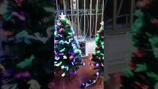 Árbol de navidad 1.20 cm, fibra óptica y LED.