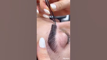 How to Shape Eyebrows Perfectly: 2025 Trend Guide