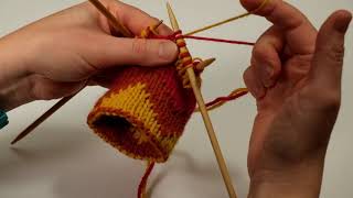 Holding Yarns for Double Knitting