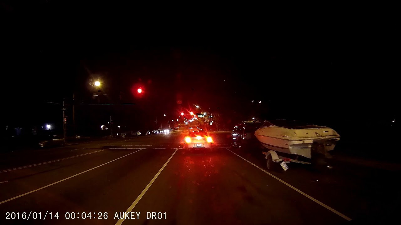 Hit and run dash cam 11/5/2019 around 5:45 pm Philadelphia - YouTube