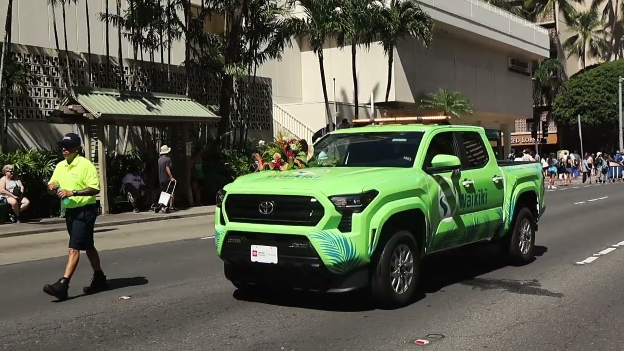 Waikiki Aloha Festivals Parade - WBID Aloha Ambassadors