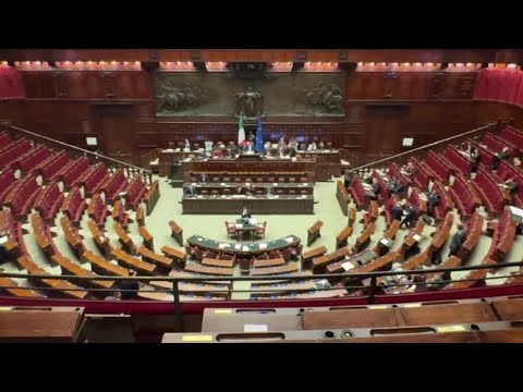 Video Manovra, Aula della Camera semivuota all'inizio delle dichiarazioni di voto