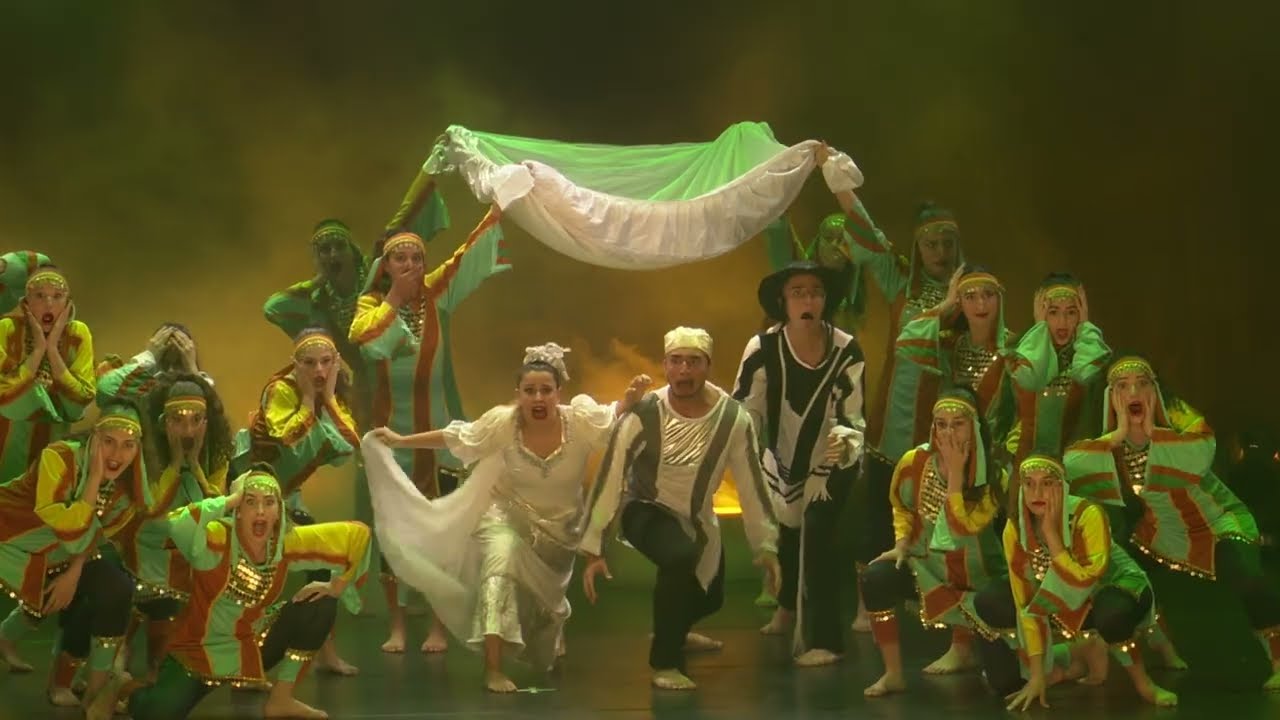 חנלה התבלבלה בביצוע הלהקה היצוגית הצעירה צבעי מחול