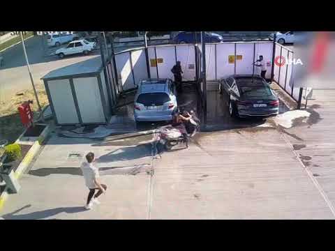 Bursa'da ehliyetsiz s&uuml;r&uuml;c&uuml;n&uuml;n yaptığı kaza anı!