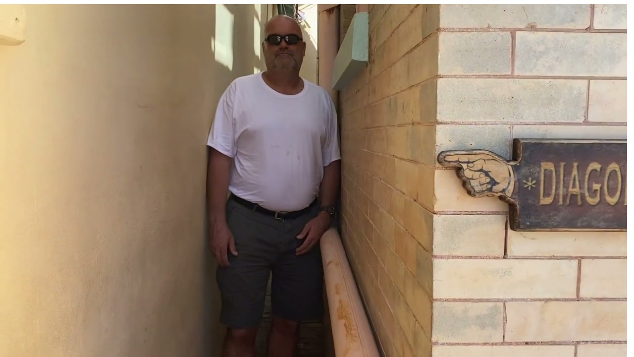 Florida's smallest alley - Southernmost House in Key West Florida