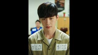 Oh yeon joo help him 😱😍 || w two worlds || #shorts #kdrama #wtwoworlds #leejongsuk #hanhyojoo #hitv