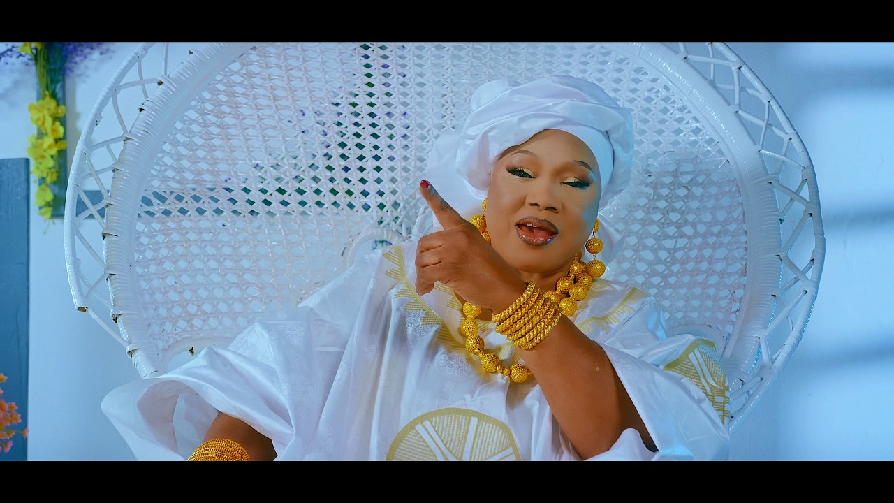 Nainy Diabaté -Ousmane Daff ( Official Video )