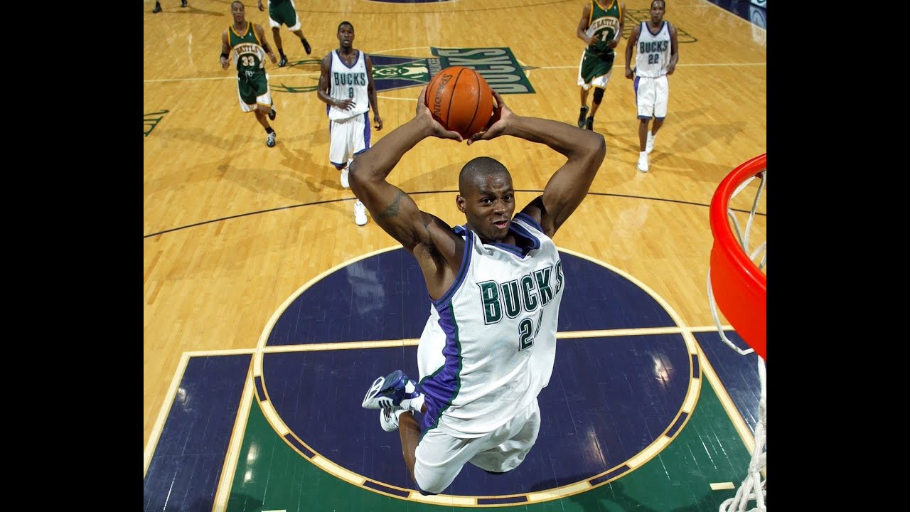 Desmond Mason - Sonics at Bucks - 2/27/05