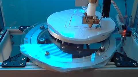 Polar Scara  Test Printing a pyramid