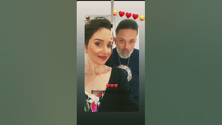 محمد محمود عبد العزيز مع زوجته سارة