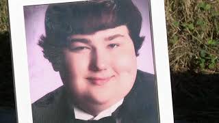 Grieving mother begs for driver to turn himself in after car crash kills her son