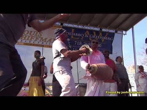 Shree Krishna Mandir Chowtal Group perform at 2018 Phagwah Show