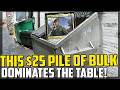Dieser 25 Dollar Stapel An Schüttgut Dominiert Den Tisch Dieser 25 Dollar Stapel An Schüttgut Dominiert Den Tisch