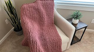 HAND KNIT A CHUNKY BLANKET FOR BEGINNERS by Brenda Kay 2,878 views 6 months ago 10 minutes, 51 seconds