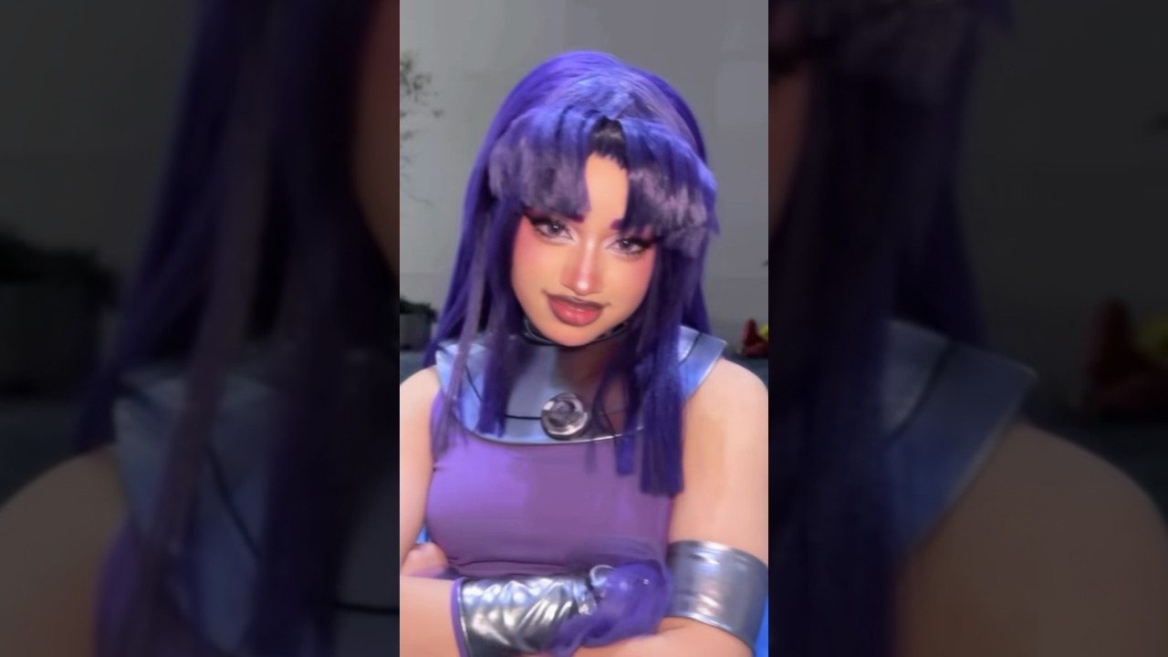 Sister activities @Hollowcoded #starfire #blackfire #cosplay