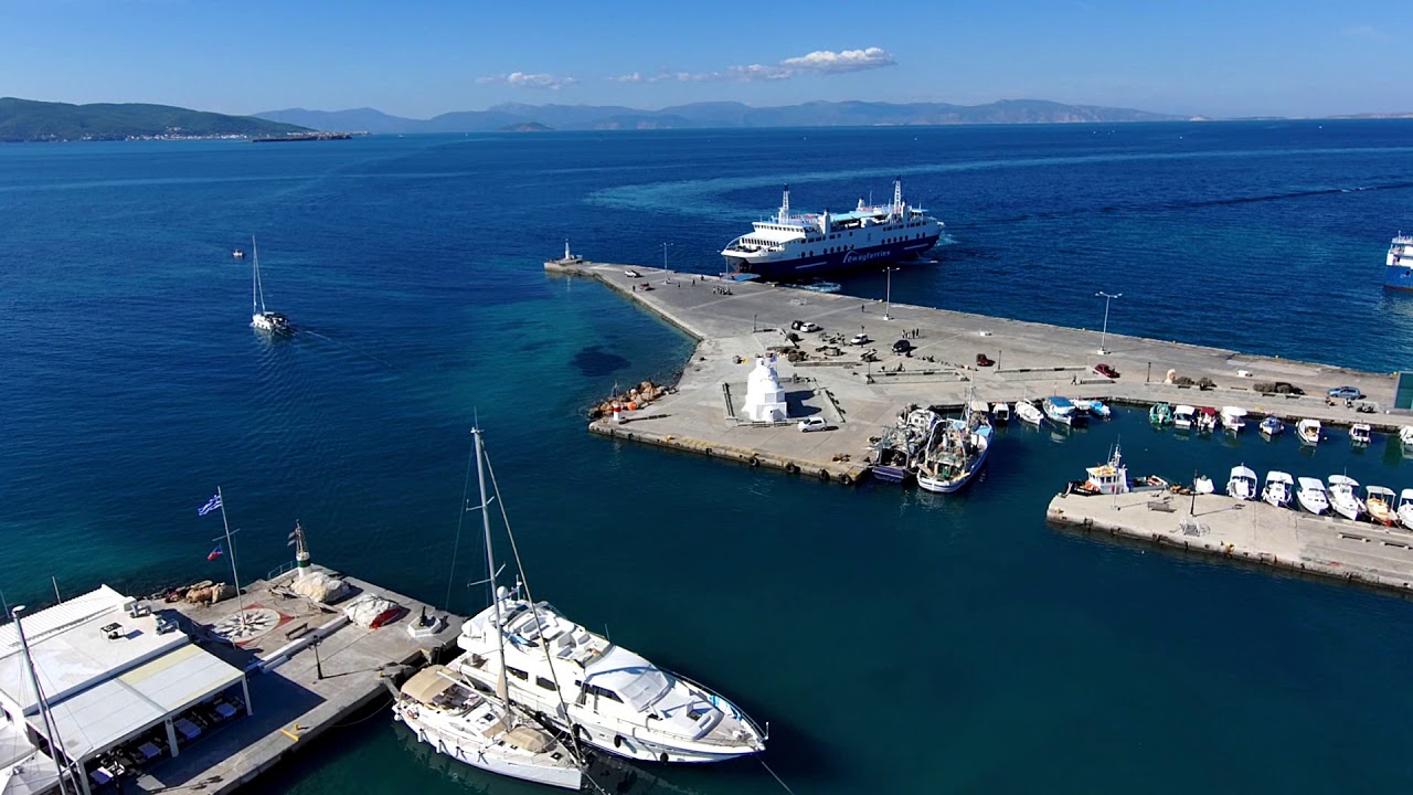 The port of Aigina