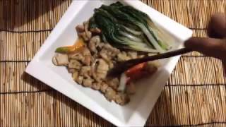 Low Carb Chicken in spicy coconut cream