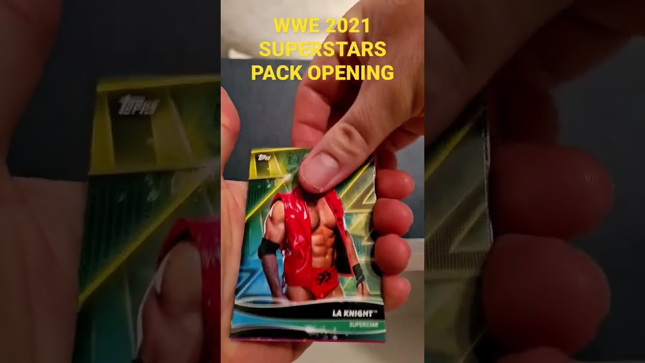 2021 WWE SUPERSTARS PACK OPENING