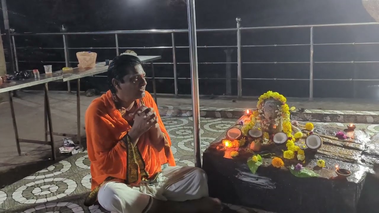 గుత్తికొండబిళంగుహలో ఉన్న ఓంకార చీకటిమల్లయ్య నిజశివలింగతత్త్వం త్రిమూర్తి సృష్టి స్థితి లయ రహస్యం పైన