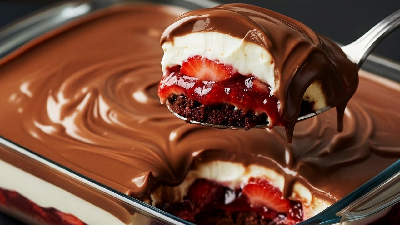 Zu faul zum Backen? 🍓 Unglaublich Cremiges Erdbeerdessert! Alles ist in 5 Minuten fertig!