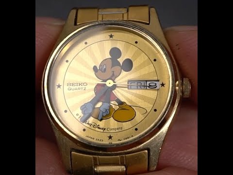 Seiko SQ Disney Mickey Mouse sunray 1987 watch STB196 Japan