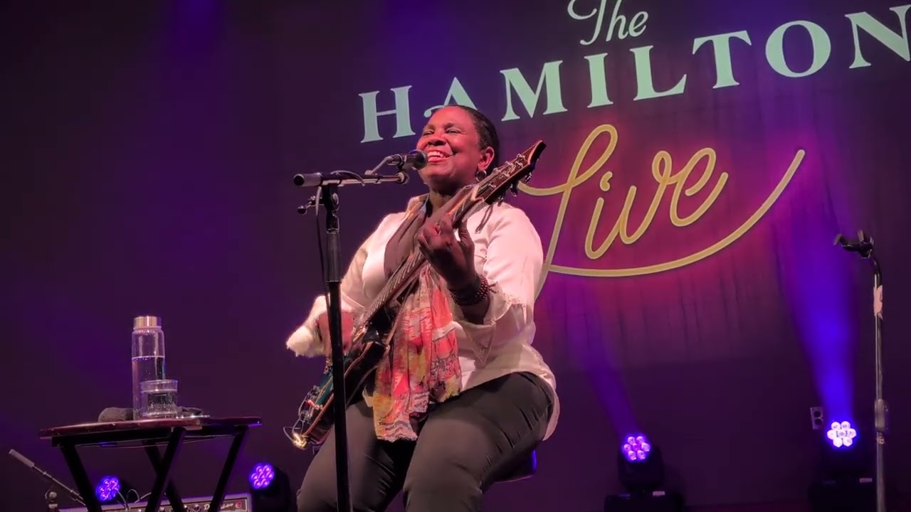 Ruthie Foster LIVE - Woke Up This Morning (With My Mind Stayed On Freedom) (bootleg)