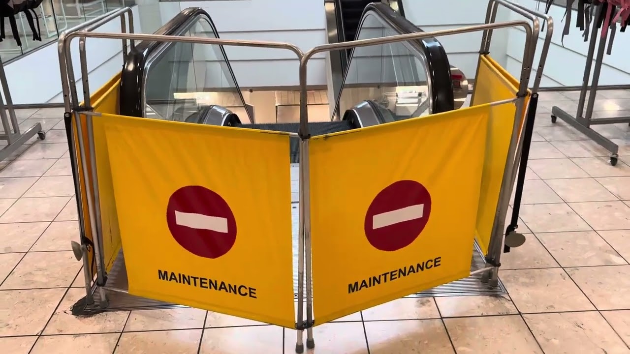 Epic fail Montgomery escalators at JCPenney Lakeline mall￼
