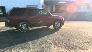 1999 Chevy Blazer Sitting On 24" Borghini B24 wheels. @Rimtyme Hampton 3233 West Mercury Blvd.