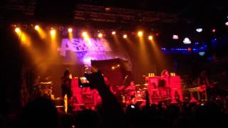 Asking Alexandria "Don't Pray For Me" Live Philly 9-27-13