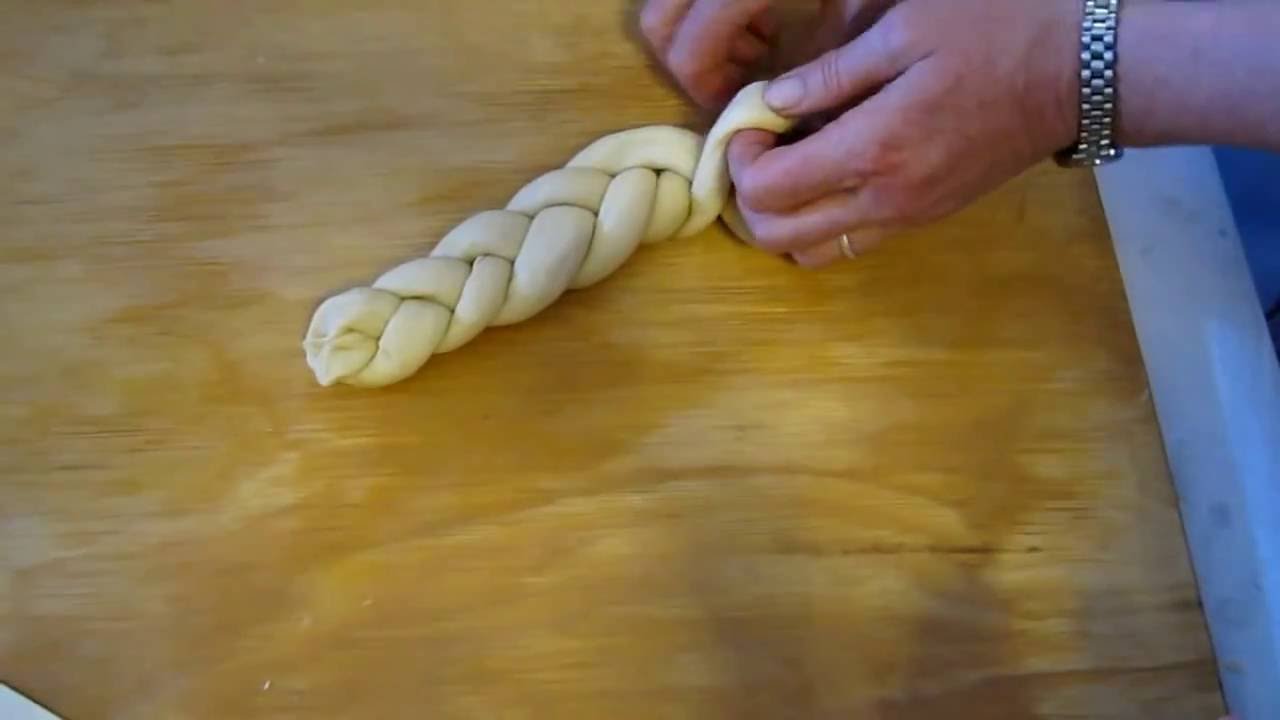 Treccia di pane - YouTube
