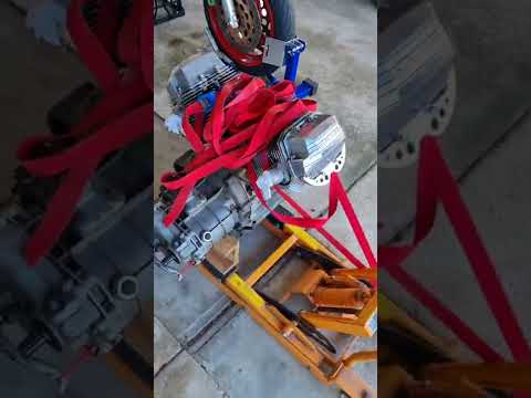 Part 3 Moto Guzzi 96 1100 Sport Engine Out.
