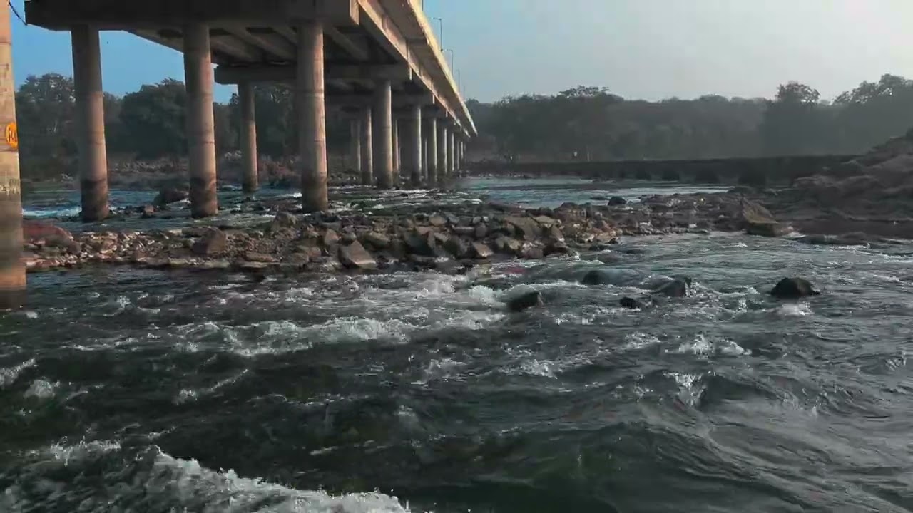 BETWA RIVER VIEW, ORCHHA, MADHYA PRADESH, INDIA