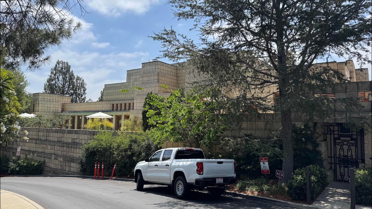 【アメリカ】フランク・ロイド・ライト設計のエニスハウスに行ってみた 『ブレードランナーがインスパイアされた建築』ロサンゼルス Ennis House by Frank Lloyd Wright