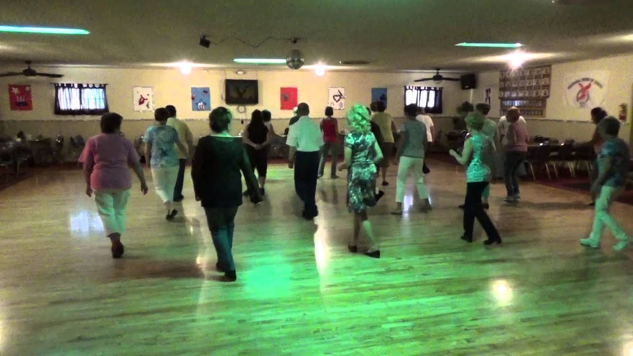Keep Them Kisses Coming Keep Them Kisses Coming Linedance Demo - YouTube