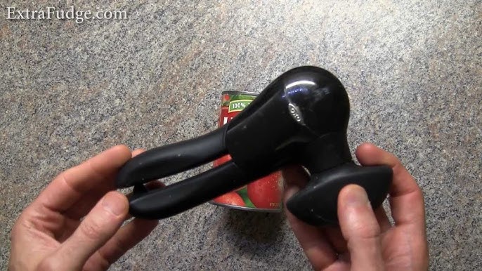 How to use the Oxo Good Grips Smooth edge can opener 