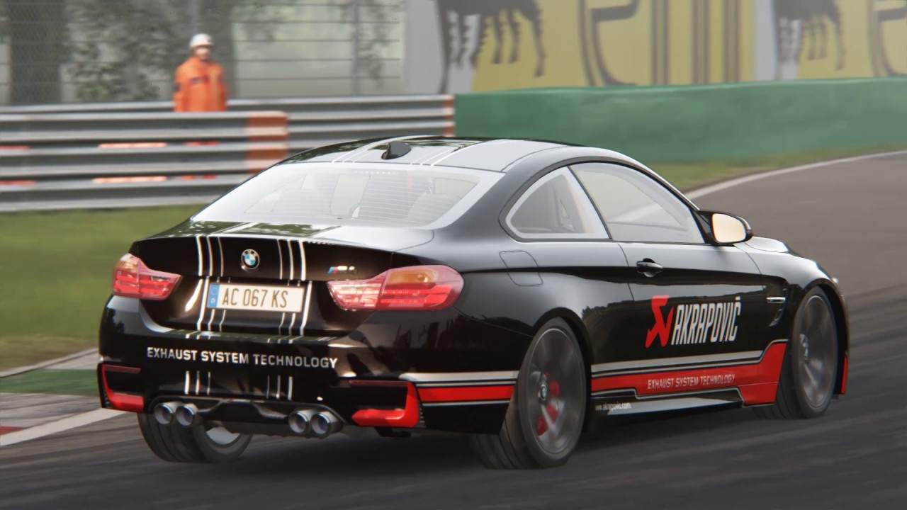 Bmw m4 akrapovic