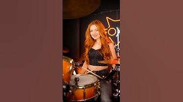 Do you know this intro? One of the best of 80s rock! 🤘🥁