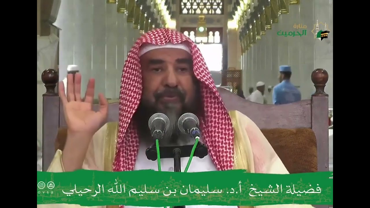 دخل وقت الفجر وأبى صاحب الباص أن يتوقف فتيممت وصليت وكان عندي ماء ولكن لم أستطع استعماله هل علي شيء؟